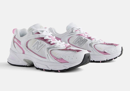 O New Balance 530 recebe a cor Pink Sugar