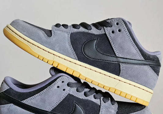 Sample do Nike SB Dunk Low na cor Smoke Grey é revelado