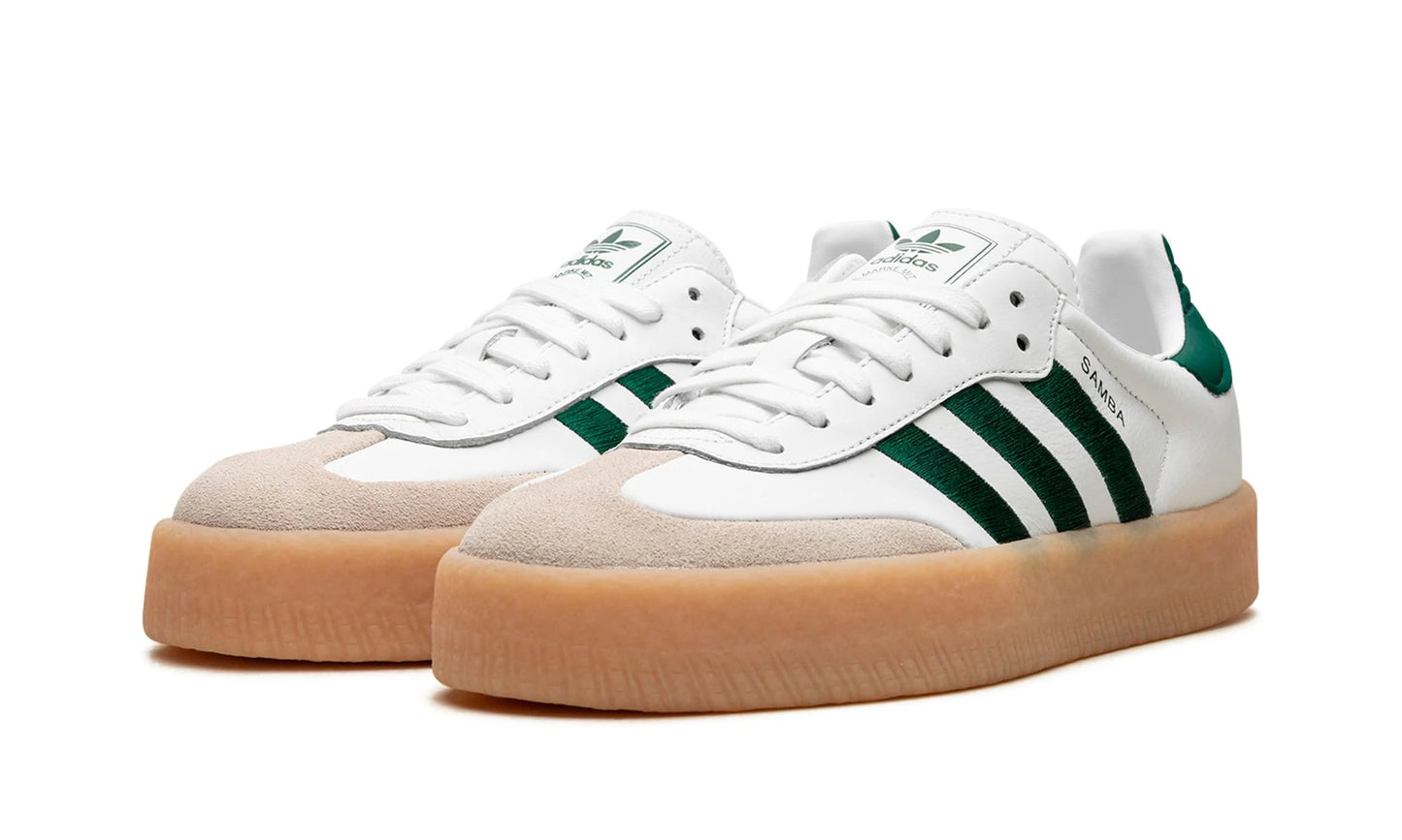 Tênis Adidas Sambae Verde com plataforma feminino.