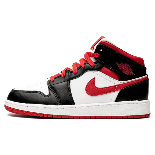 Tênis Air Jordan 1 Mid "Very Berry" Rosa / Preto