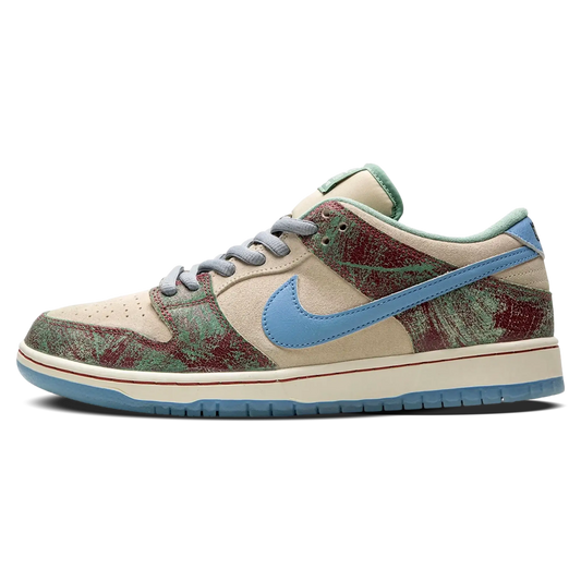 Tênis Nike Dunk Low SB x Crenshaw Skate Club Colorido
