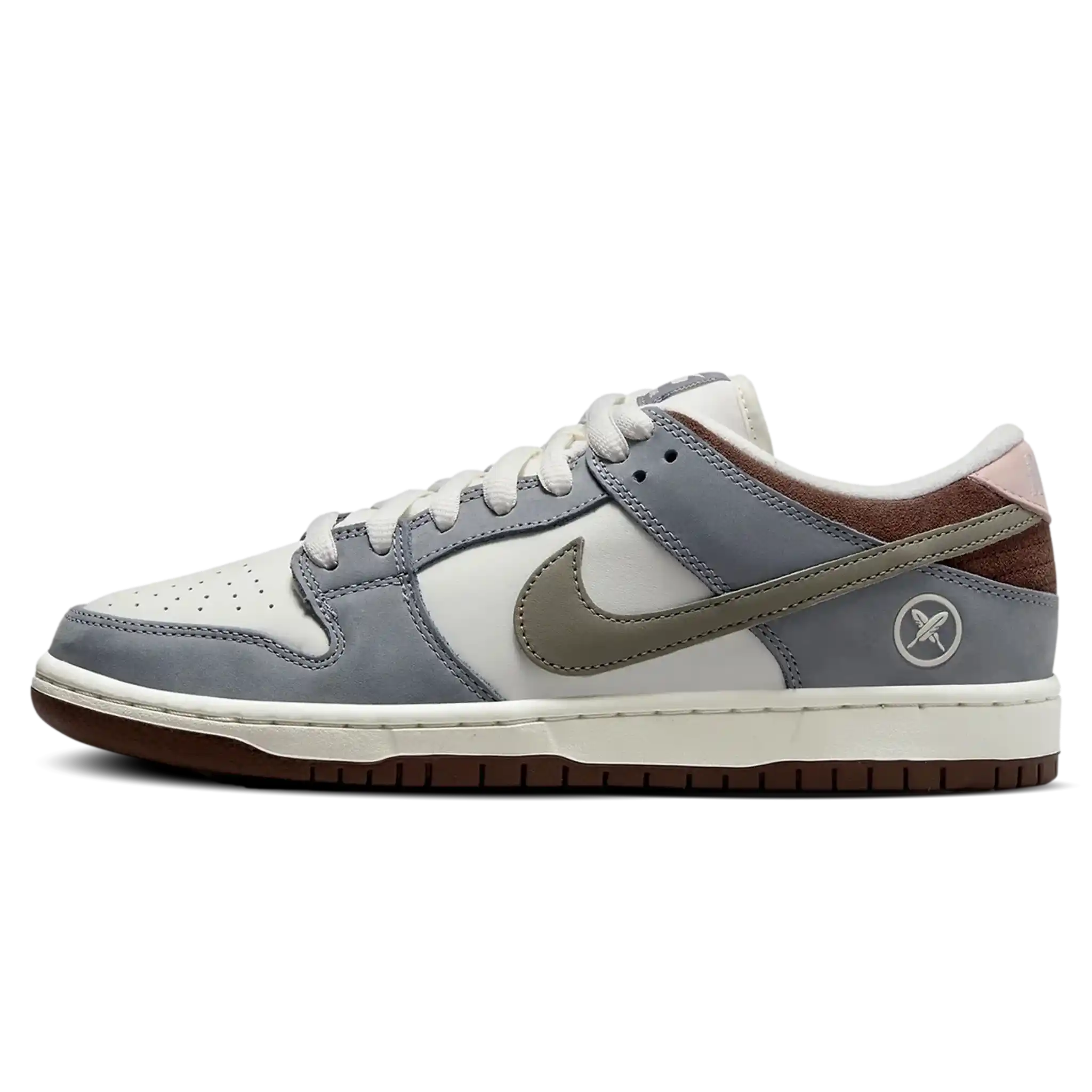 T nis Nike Dunk Low SB x Yuto Horigome Cinza