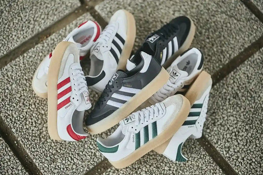 Qual a diferença entre o Adidas Samba e Adidas Sambae?