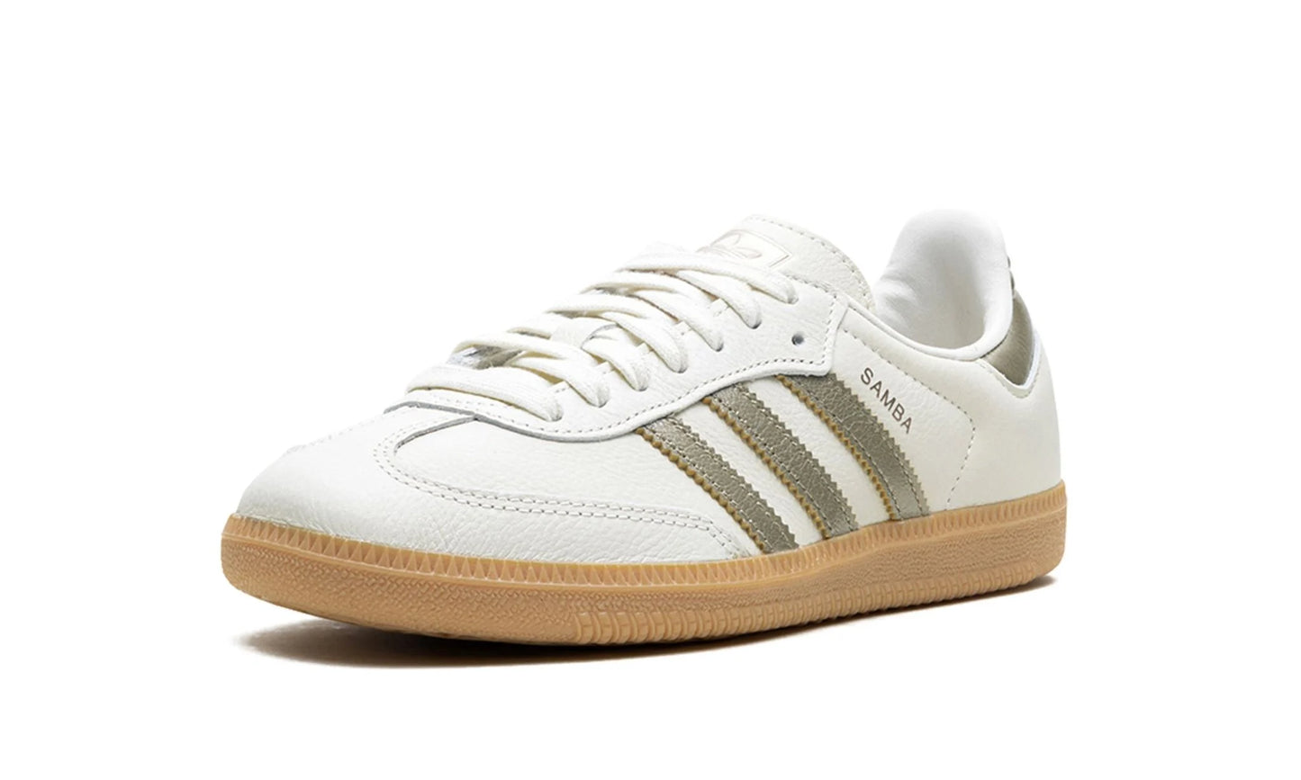 Tênis Adidas Samba OG "Cyber Mettalic" Branco Feminino.