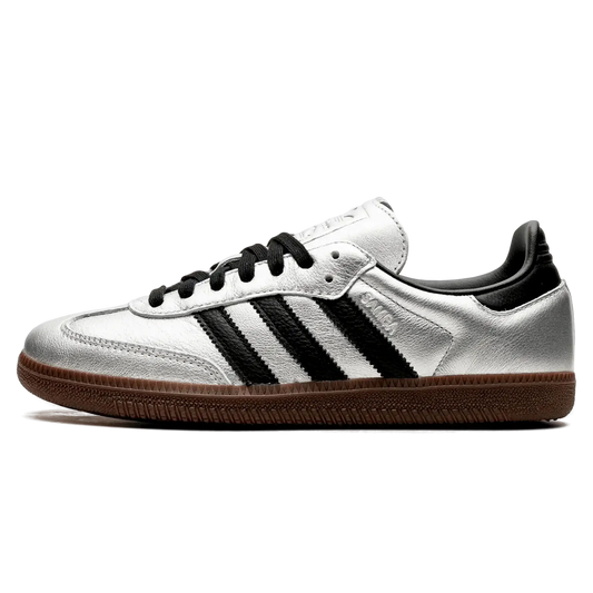 Tênis Adidas Samba prata feminino.