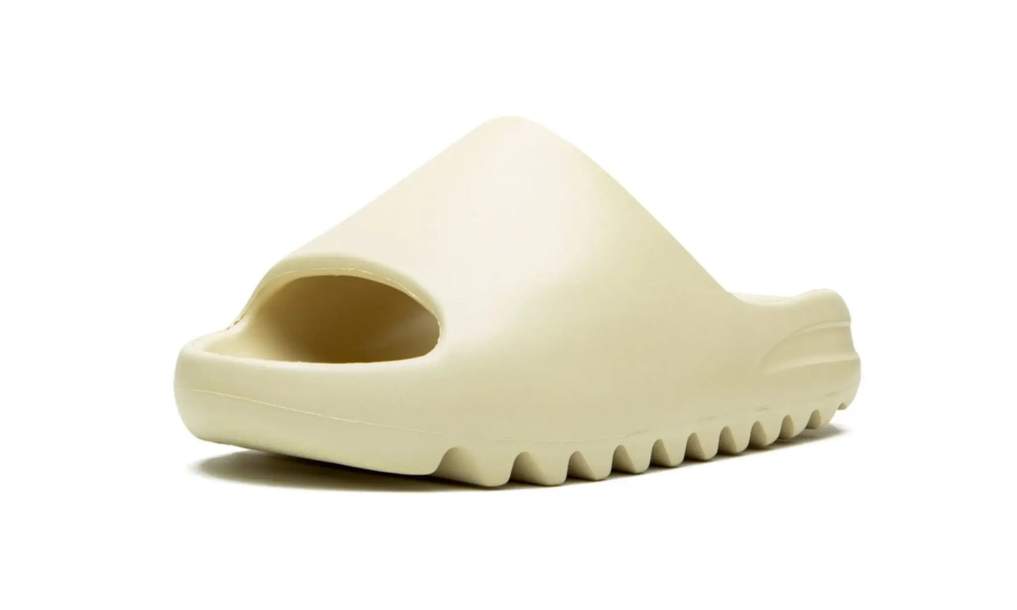 Adidas Yeezy Slide "Bone" Bege