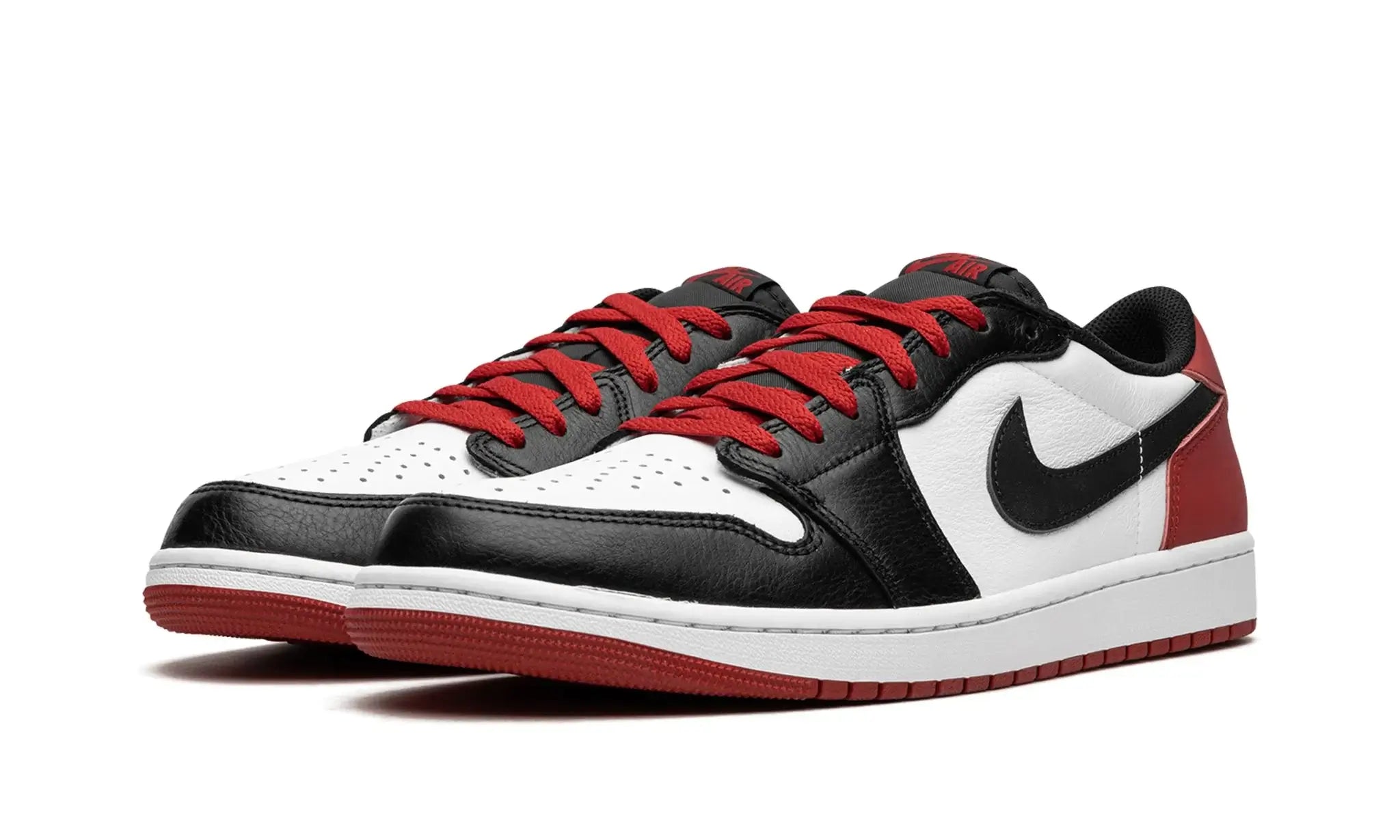 Womens air jordan 1 hot sale black toe