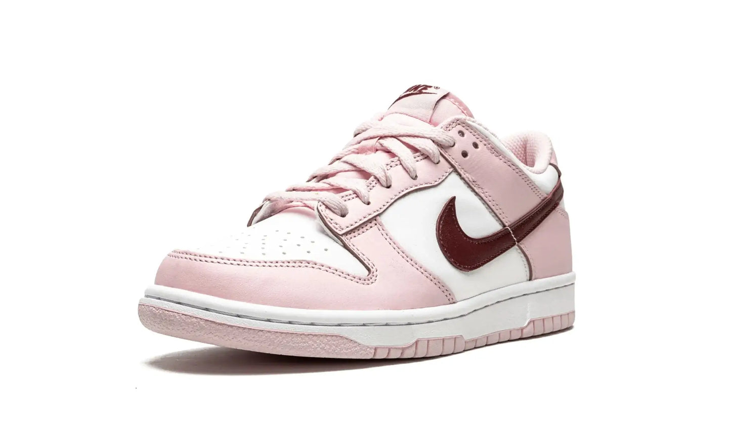 Tênis Nike Dunk Low Feminino "Pink Red Foam White" Rosa / Vermelho