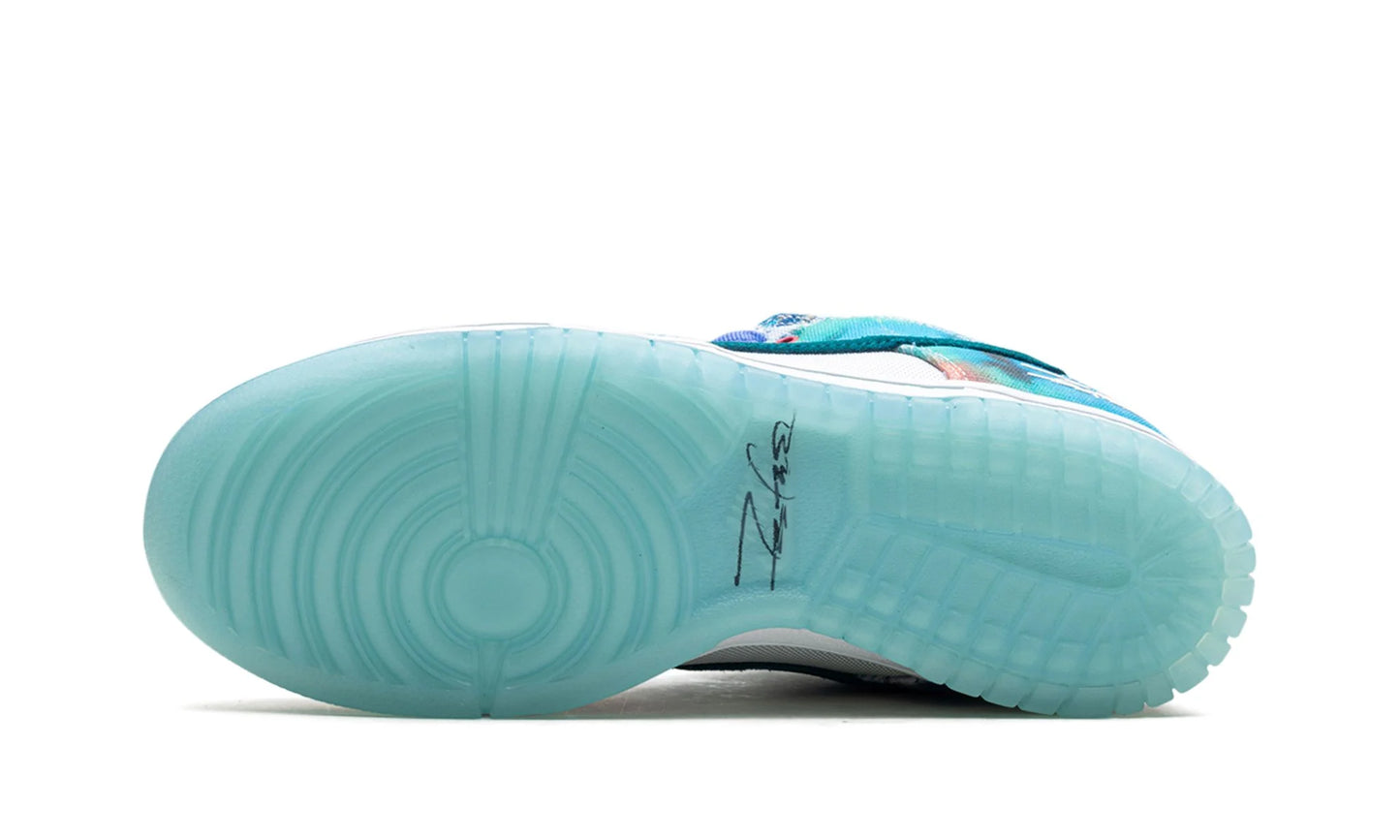 Tênis Nike Dunk Low SB x Futura "Bleached Aqua" Azul