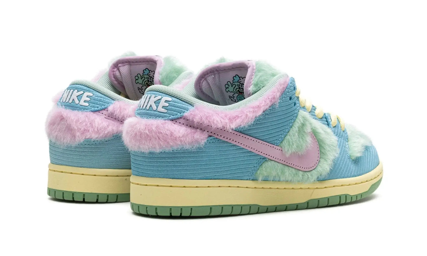 Tênis Nike Dunk Low SB x Verdy "Visty" Azul