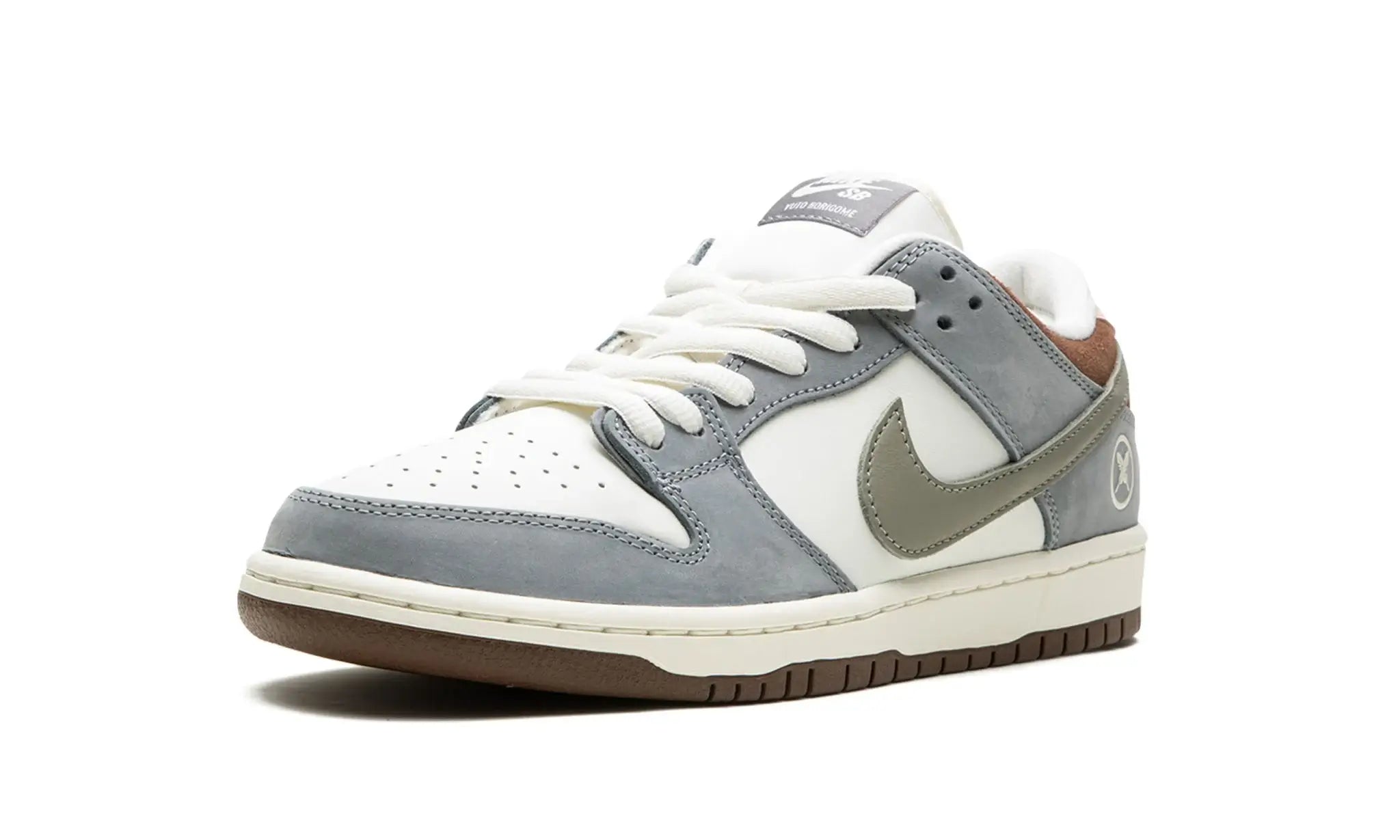 Nike sb dunk uomo argento hotsell
